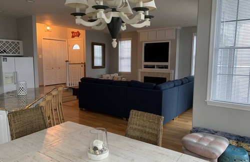 South End Condo | Beautiful Southend 1st Floor condo 1 block from the beach