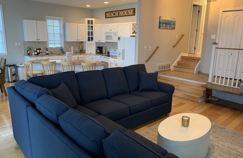 South End Condo | Beautiful Southend 1st Floor condo 1 block from the beach