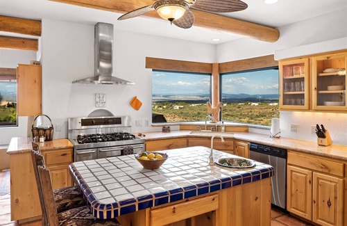 Cottonwood House | Beautiful Southwest Home! Private Pool & Fire Pit! 5 Bedrooms with Casita! Quail