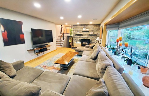 State College House | Beautiful Spacious Home w/Stadium View