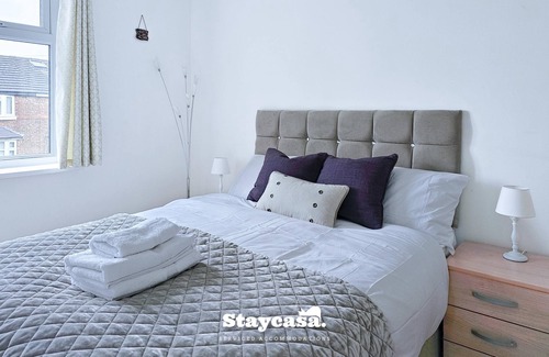 Burnage House | Beautiful Spacious 5bd House With Free Parking
