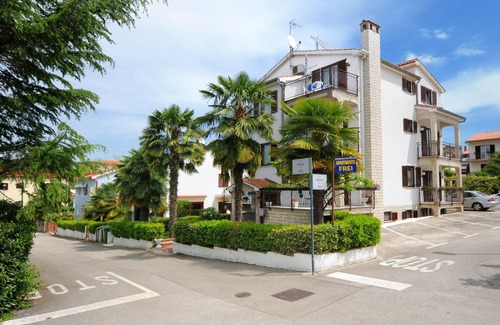 Spadici Apartment | Beautiful spacious apartment (No. 1) with 2 bedrooms 300m to the beach