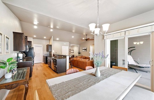 Southwest Ada County Alliance House | 🏡 Beautiful Spacious Boise Home: ✌️TWO Masters w/Full Baths ➕ walk-in closets