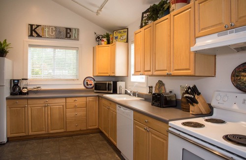 Fox Lake House | Beautiful Spacious Escape On The Chain O'Lakes