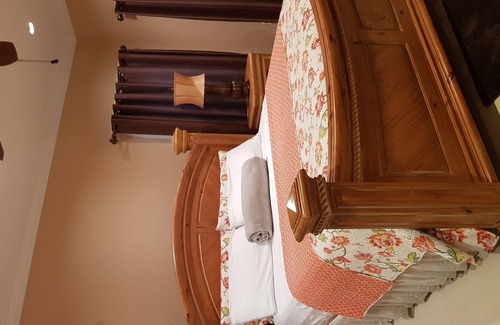 Grand Harbour Apartment | Beautiful, spacious home where memories are treasured...
