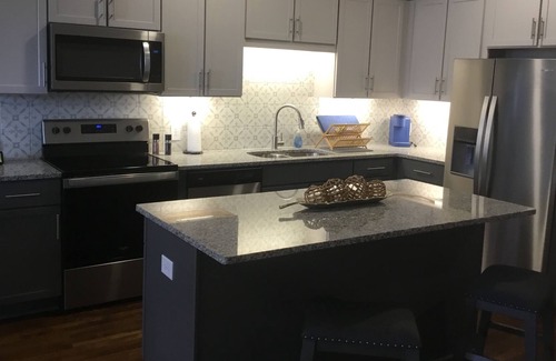 Johnson City Apartment | Beautiful spacious 2 Bedrooms 2 baths in Midtown