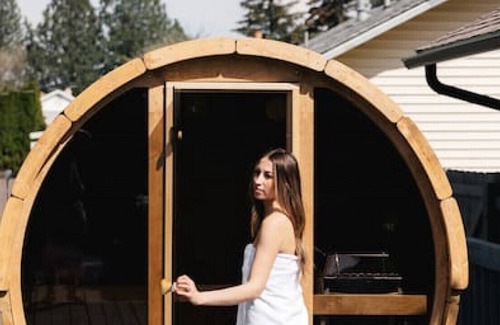 Spokane Valley House | Beautiful Spokane Valley - Hot tub - Sauna - Games