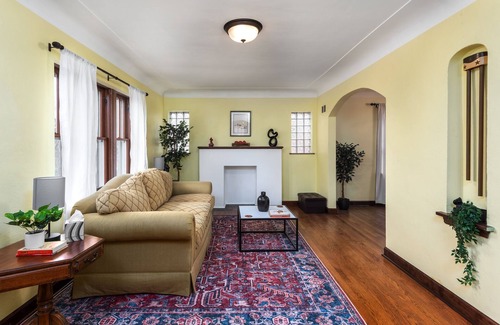 Tower Grove South House | Beautiful St. Louis Home with Full Size Game room!