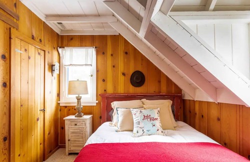 Sunnyside Cabin | Beautiful Stone Cottage in Tahoe City