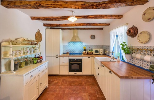 Krsan House | Beautiful stone house in a small Istrian village.