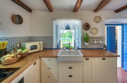 Krsan House | Beautiful stone house in a small Istrian village.