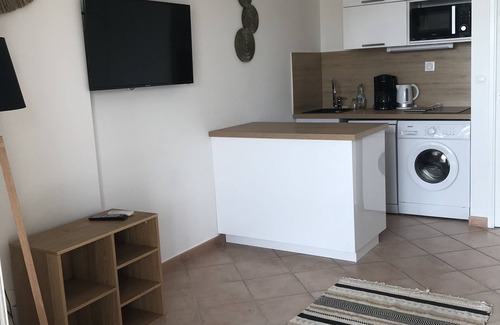 Cavaliere Beach Apartment | Beautiful Studio Cabin 50m from the beach of Cavalière completely new