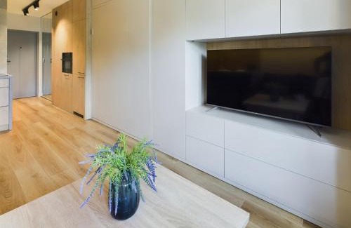 Zoliborz Apartment | Beautiful Studio for Two People by Noclegi Renters