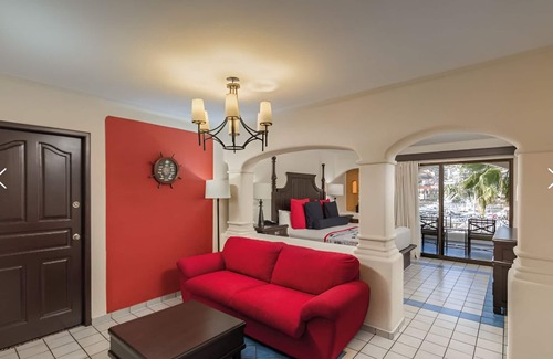 Centro Resort | Beautiful Studio at the Marina in Cabo San Lucas