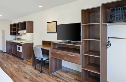 West Melbourne Apartment | Beautiful Studio apartment (431301) by Houzlet