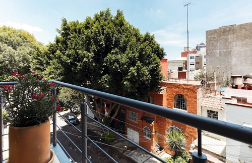 Hipodromo Apartment | Beautiful Studio W/balcony Near La Condesa