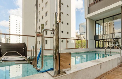 Campo Belo Apartment | Beautiful Studio With Pool in Campo Belo Hmc0320