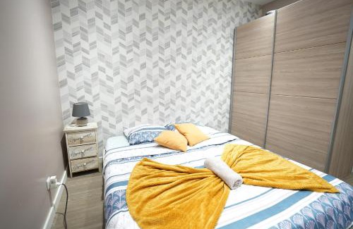 Bagnolet Apartment | Beautiful T3, 6 people, Paris-Est, free parking