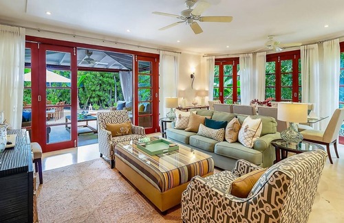 Gibbes Apartment | Beautiful Three Bedroom Townhouse
