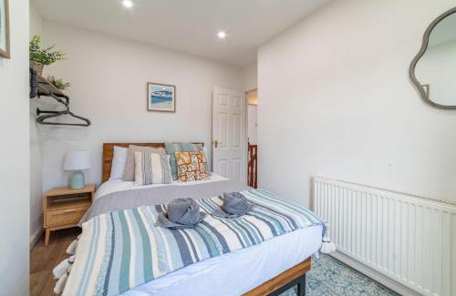 Reddish House | Beautiful Three Bedroom House - Manchester Escape