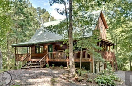 Suches Cabin | Beautiful Toccoa River Cabin!