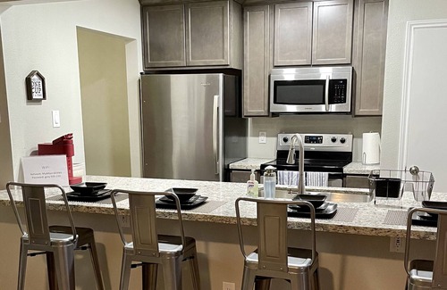 Southwood Valley House | Beautiful townhome located in CS up to 6 guests!