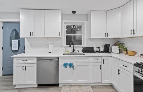 Kingman Park House | Beautiful Townhome on Gales St