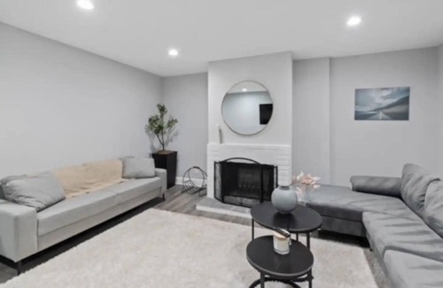Kingman Park House | Beautiful Townhome on Gales St