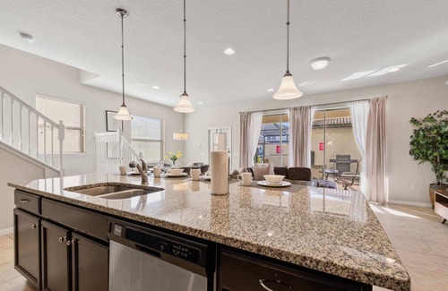Four Corners Cottage | Beautiful Townhome With Splash Pool and Game Room!