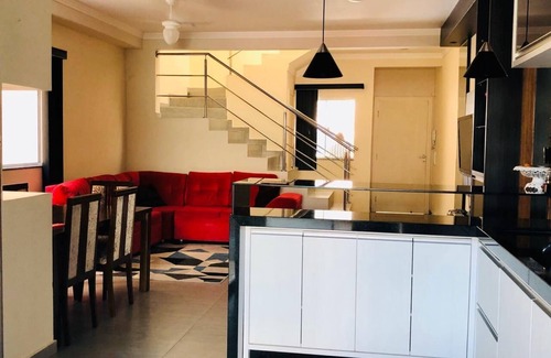 Porto Belo House | Beautiful townhouse with three bedrooms and one suite