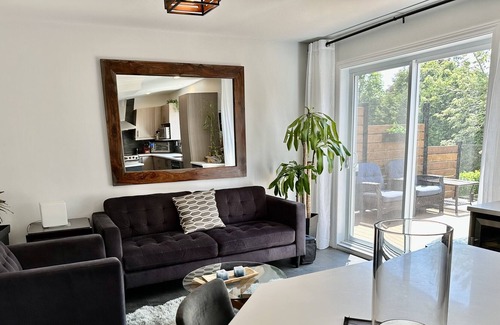 Brossard House | Beautiful Townhouse F1 GRAND PRIX WEEKEND ONLY in MONTREAL
