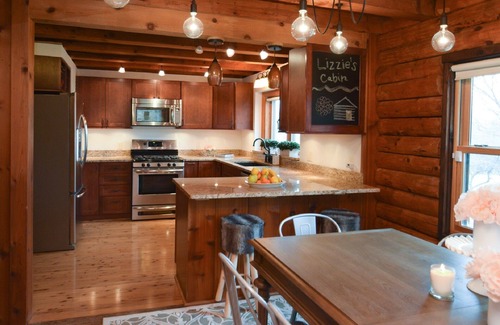 Canandaigua Cabin | Beautiful Traditional Log Cabin