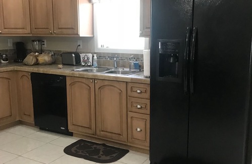 Key Largo Village House | Beautiful & Tranquil Spacious Key Largo Home