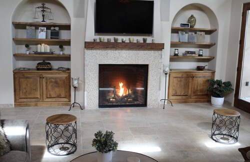 San Miguel House | Beautiful Tuscan Vineyard Estate