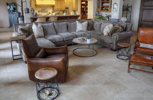 San Miguel House | Beautiful Tuscan Vineyard Estate