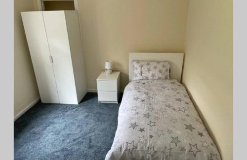 Balloch Apartment | Beautiful two bedroom flat by the Loch