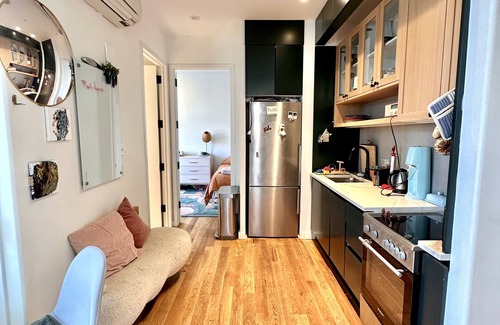 Greenpoint Apartment | Beautiful two bedroom in heart of Greenpoint!