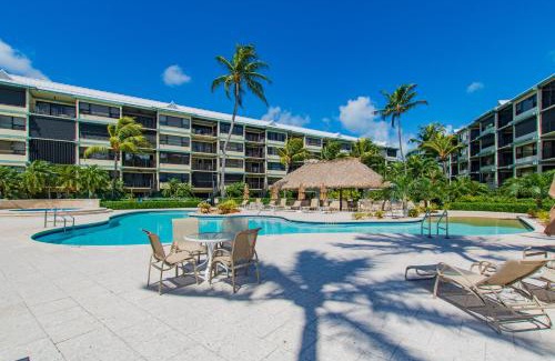 Islamorada Apartment | Beautiful unit in one of the most prestigious Condo Complex in Islamorada condo