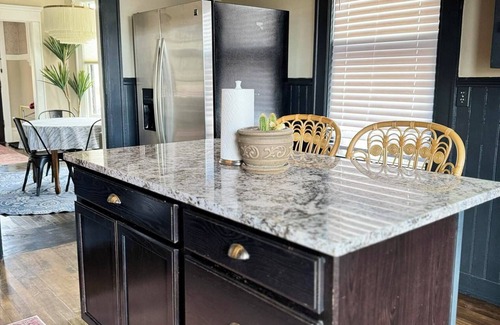 Butte House | Beautiful Uptown Victorian, Perfect for a Getaway