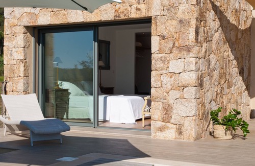 Hameau de Palombaggia Villa | Beautiful villa in Palombaggia, exceptional sea view, private beach access