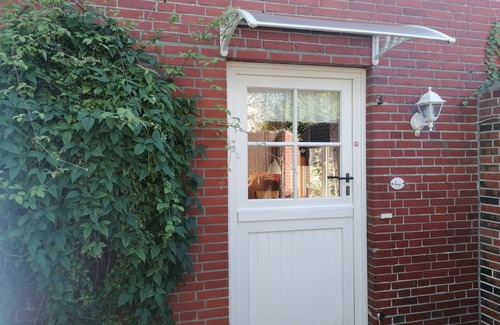Finkhaushallig Apartment | Beautiful vacation apartment with large outdoor terrace near the dike