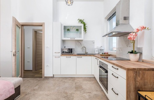 Kavran House | Beautiful vacation home for your relaxing vacation near the beach.