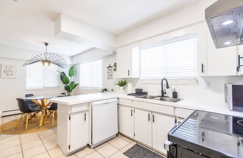 Renfrew-Collingwood House | Beautiful Vancouver Special Home