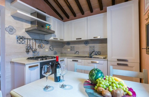 Monteroni d'Arbia House | Beautiful villa with WIFI, pool, A/C, TV, patio, pets allowed, panoramic view and parking