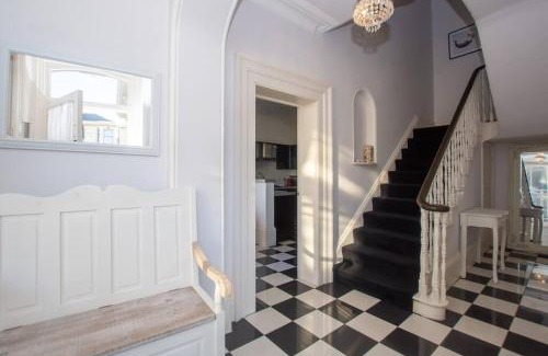 Deal House | Beautiful Victorian Coastal Holiday Home