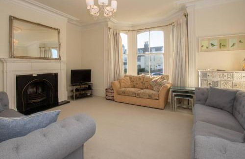 Deal House | Beautiful Victorian Coastal Holiday Home