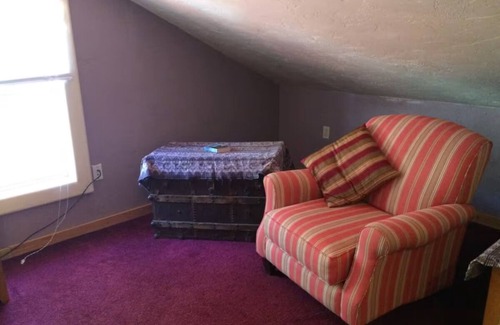 Bisbee House | Beautiful Views in a Charming Space!