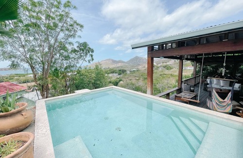 Piccadilly House | Beautiful Views of English Harbour! 4 Bedroom Property with