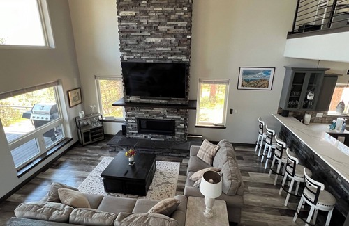 Hermosa Cabin | Beautiful Views & Private Hot Tub