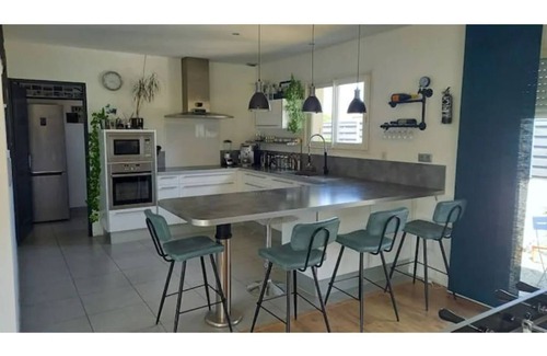 Lavernose-Lacasse Villa | Beautiful Villa with swimming pool, petanque, billiards, table football